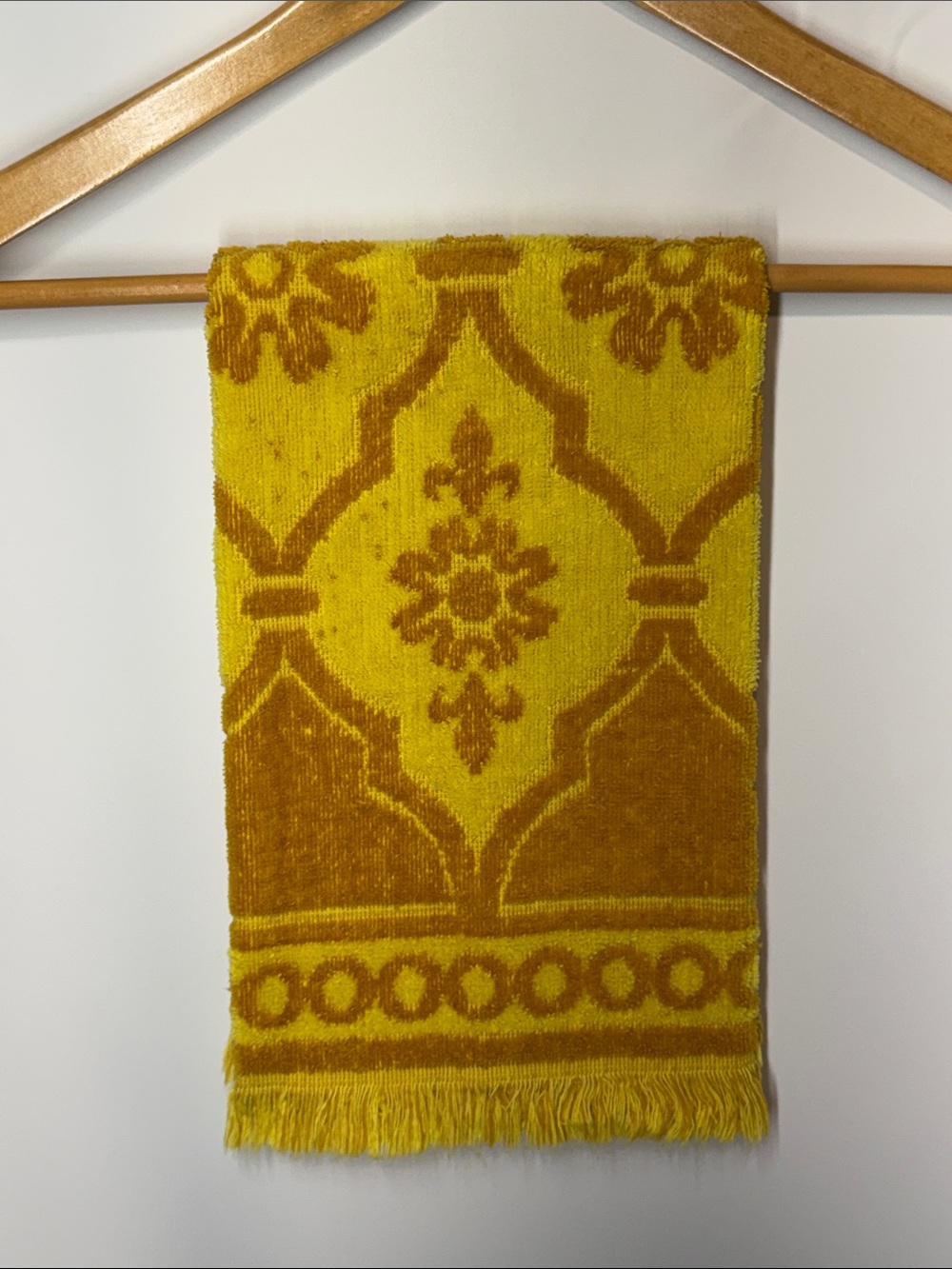 Vintage Mid-Century Harvest Gold Fringed Hand Towel & Washcloth set
